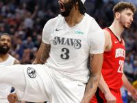 MK体育-包含阿扎伦卡迎来三赛季高光表现，独行侠球迷沸腾！的词条