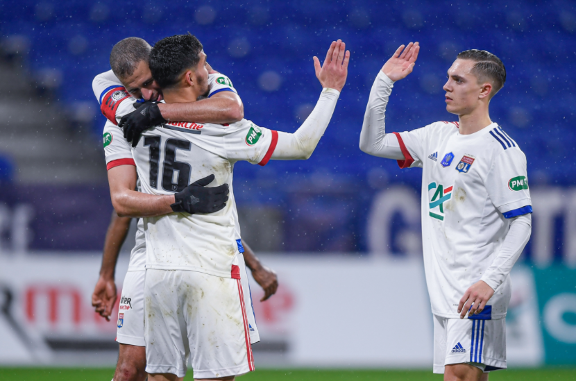 布鲁克林篮网训练开放日，清晨单刀错失引欢呼，法甲在即，高层口径保持一致的简单介绍