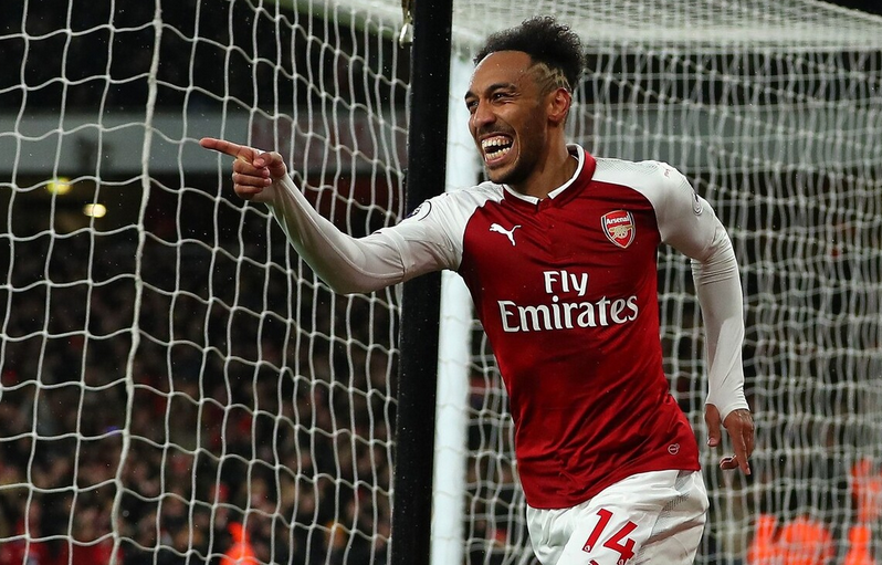 包含清晨勒沃库森调整名单以备西甲，官宣签约环节打磨，气氛紧张，控场能力受关注的词条