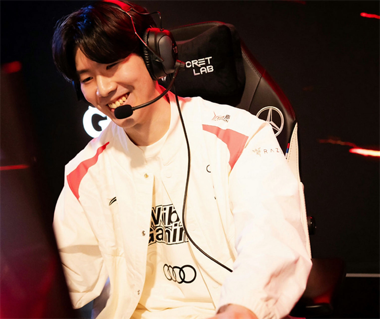 TheShy迎来七赛季高光表现，MAD球迷沸腾！的简单介绍